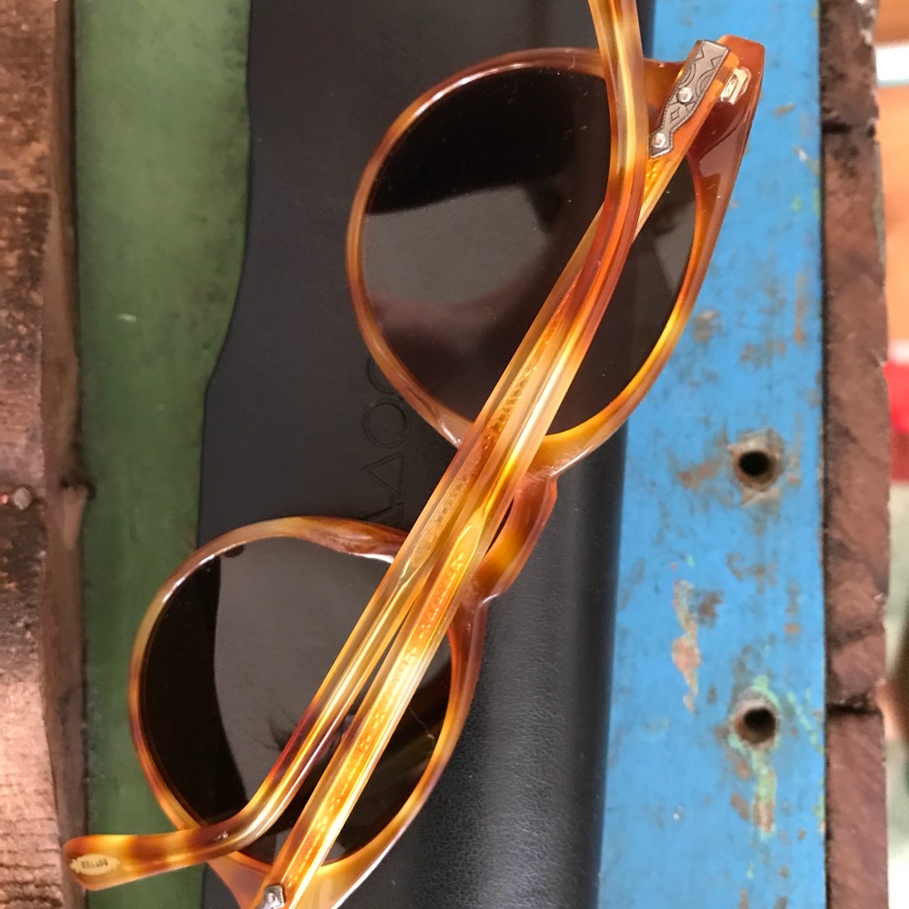 Oliver people’s sunglasses tortoise acetate